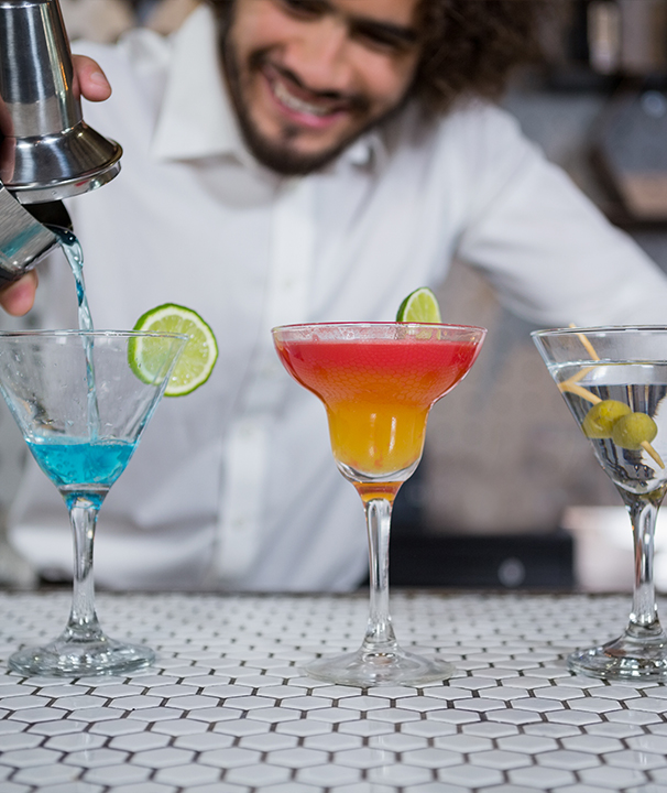 cocktail making class in marbella
